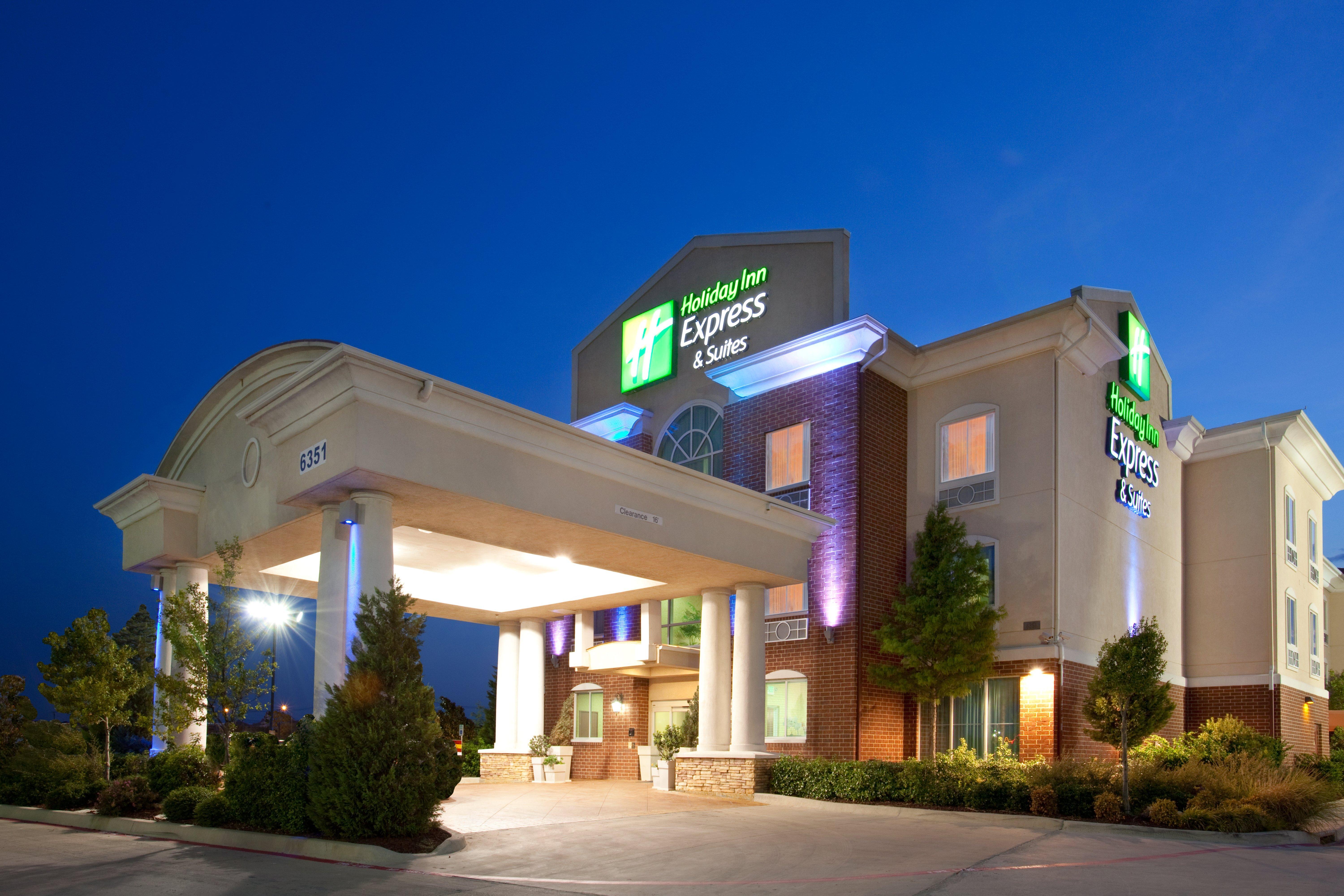Holiday Inn Express & Suites Fort Worth - Fossil Creek By Ihg Екстер'єр фото