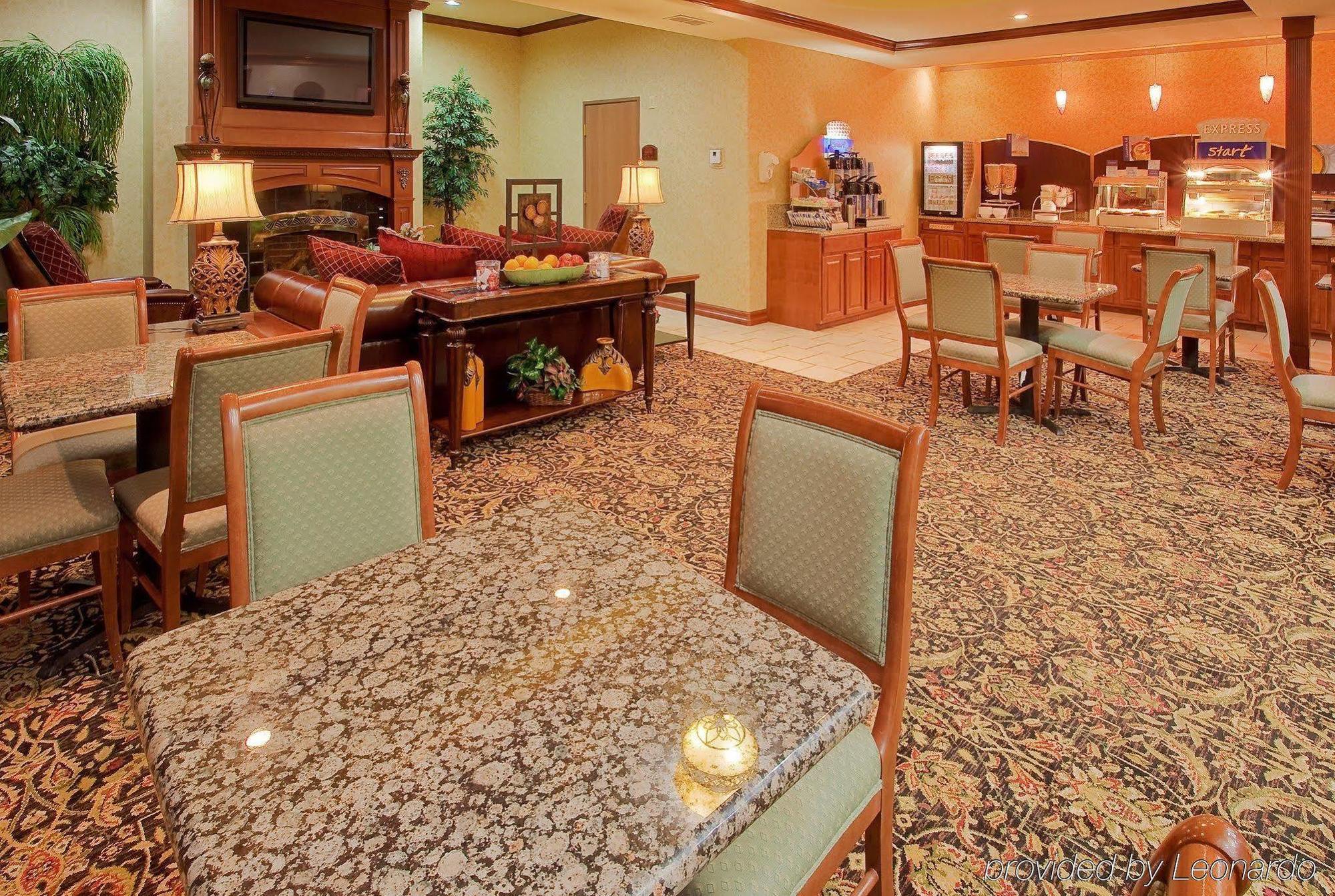 Holiday Inn Express & Suites Fort Worth - Fossil Creek By Ihg Ресторан фото